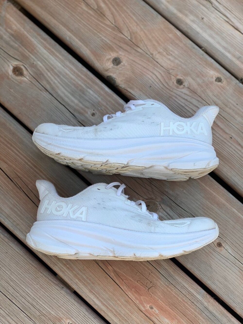 Hoka One One Clifton 9 Running Shoes Womens 8.5 B White Walking Comfort Sneakers